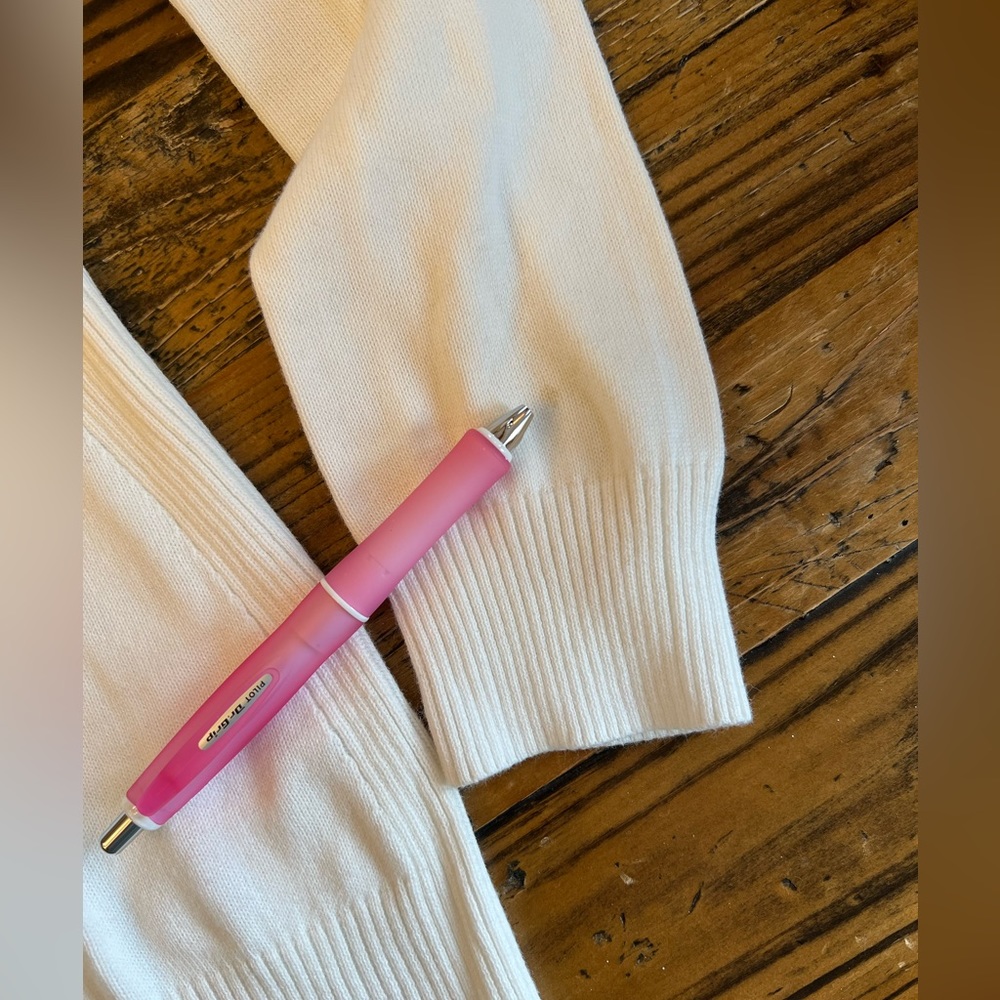 Vineyard Vines 1/4 Zip Sweater - Picture 4 of 14